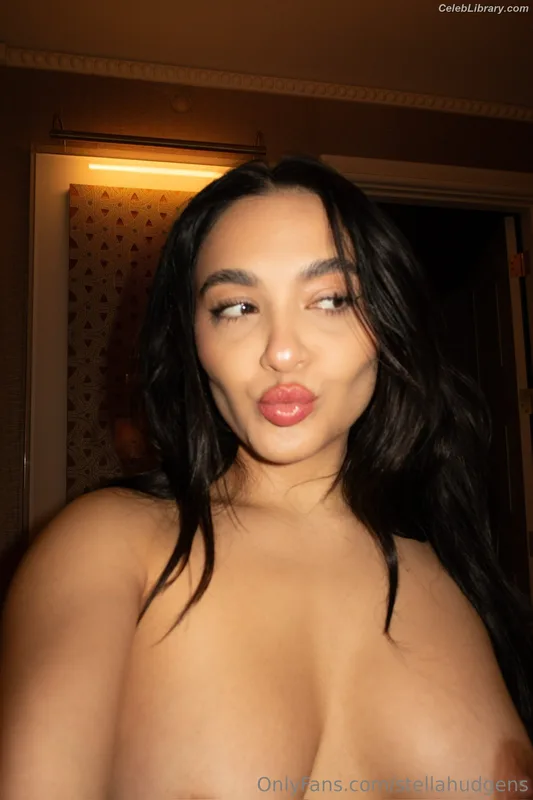 Stella Hudgens photo 17 of 1911