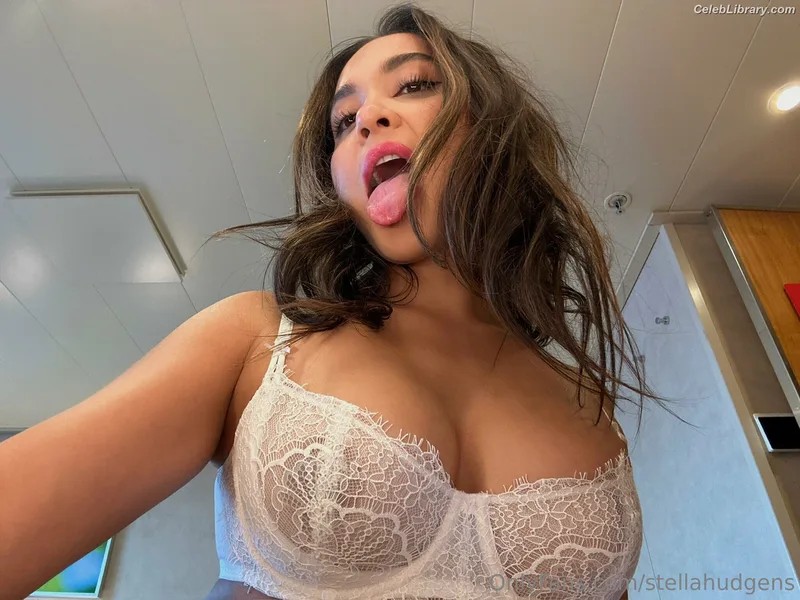 Stella Hudgens photo 23 of 1911