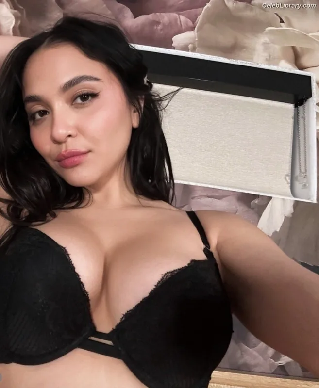 Stella Hudgens photo 24 of 1911