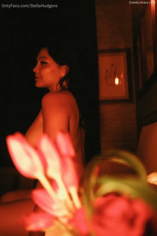 Stella Hudgens photo 6 of 1911