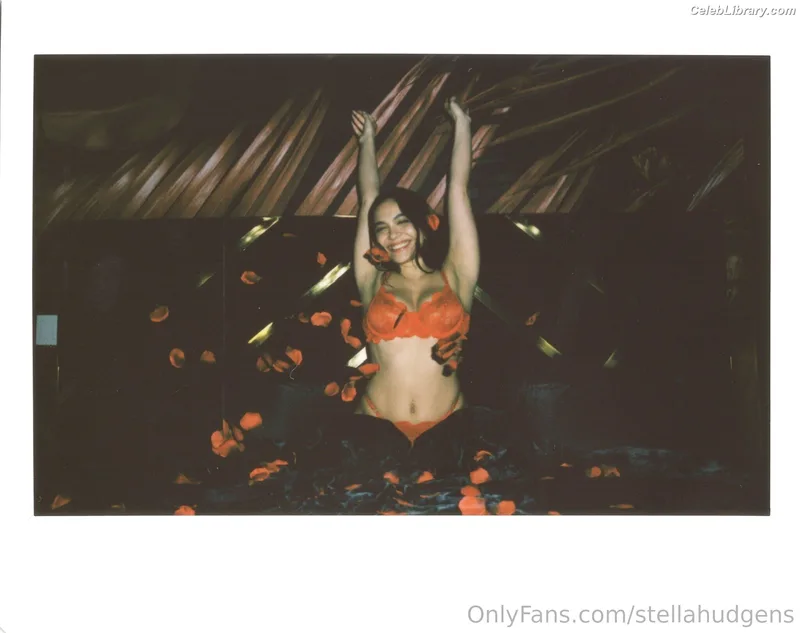 Stella Hudgens photo 20 of 1911