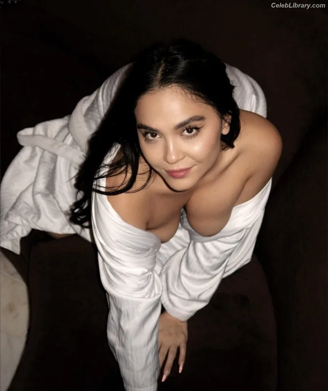 Stella Hudgens photo 15 of 1911