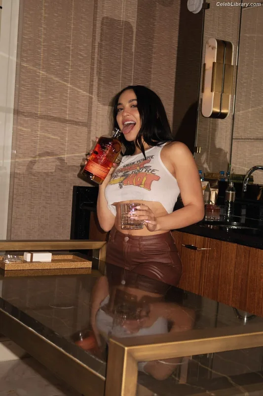 Stella Hudgens photo 5 of 1911