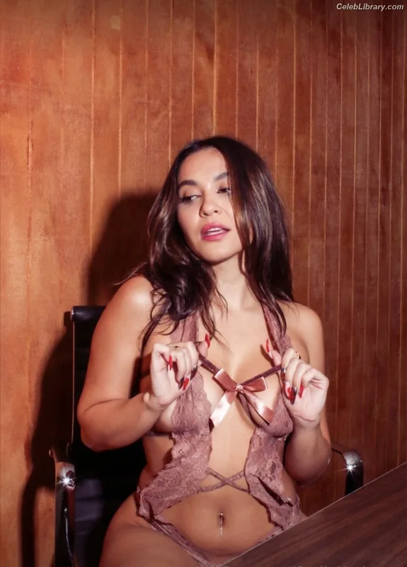 Stella Hudgens photo 17 of 1911