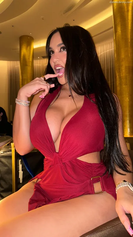 Stella Hudgens photo 5 of 1911