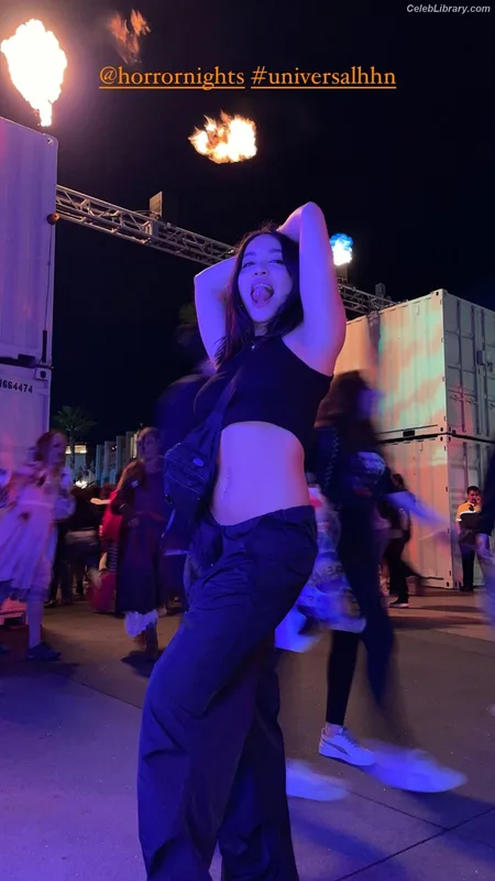Stella Hudgens photo 11 of 1911