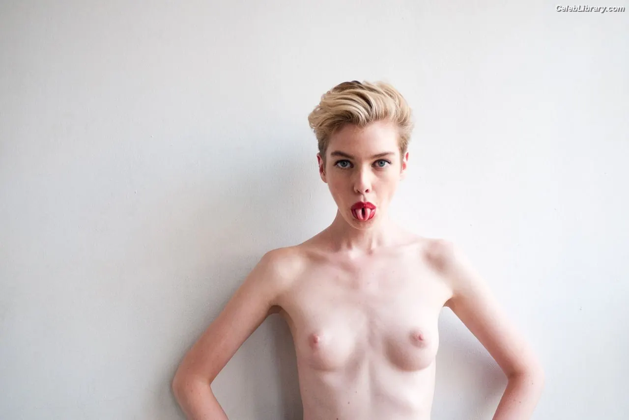 Stella Maxwell photo 7 of 1067