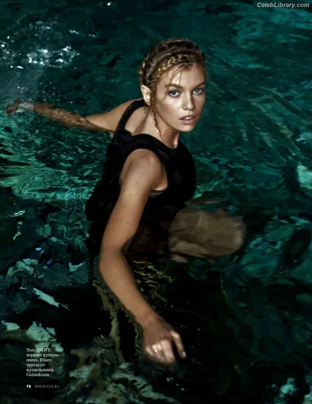 Stella Maxwell photo 24 of 1066