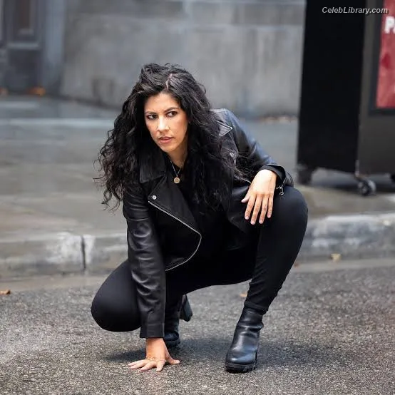 Stephanie Beatriz photo 13 of 309
