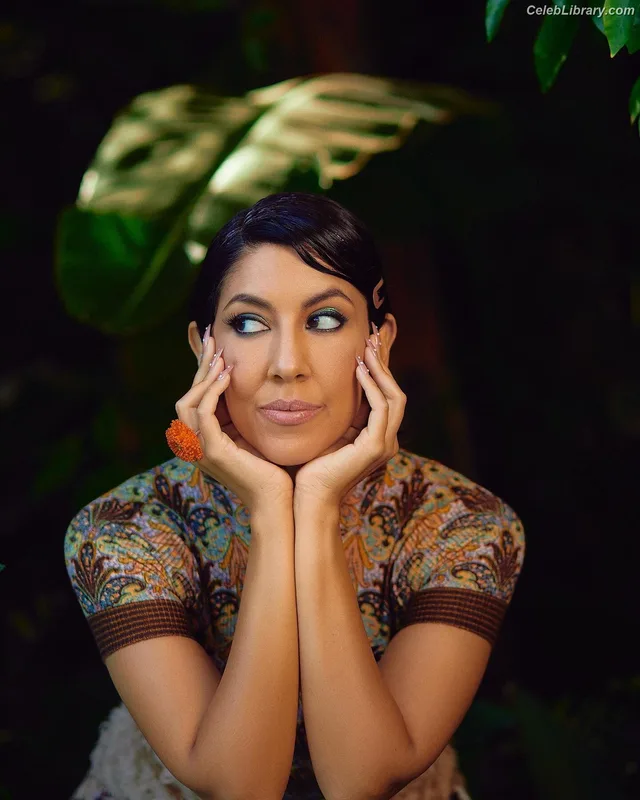 Stephanie Beatriz photo 11 of 309