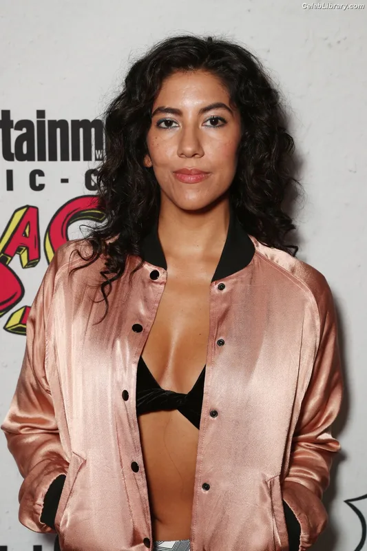 Stephanie Beatriz photo 7 of 309