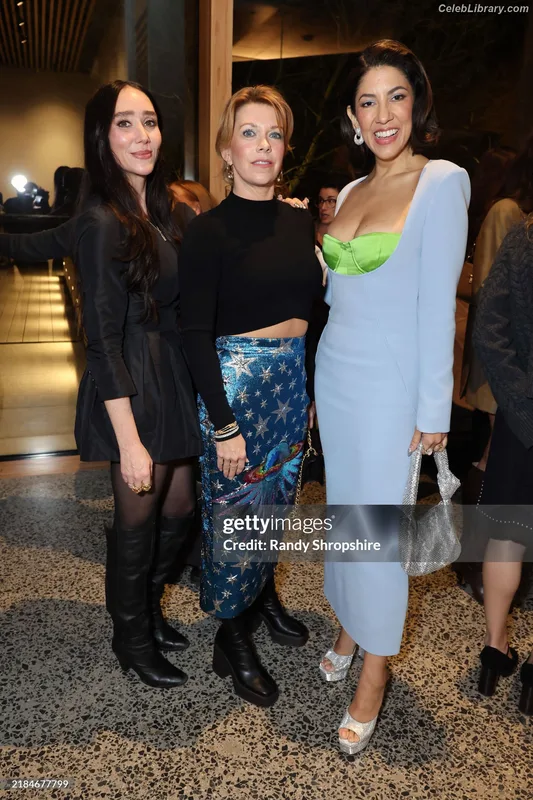 Stephanie Beatriz photo 5 of 309