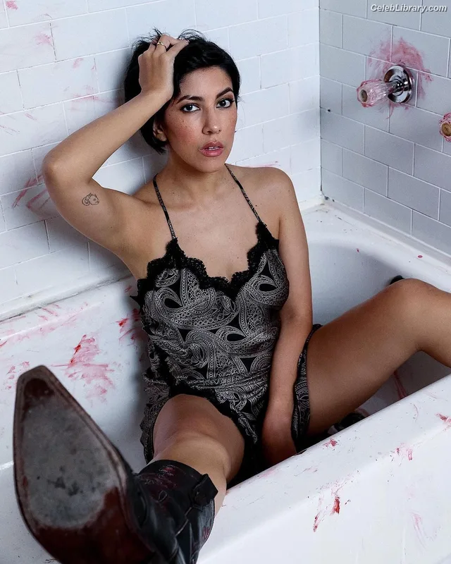 Stephanie Beatriz photo 17 of 309