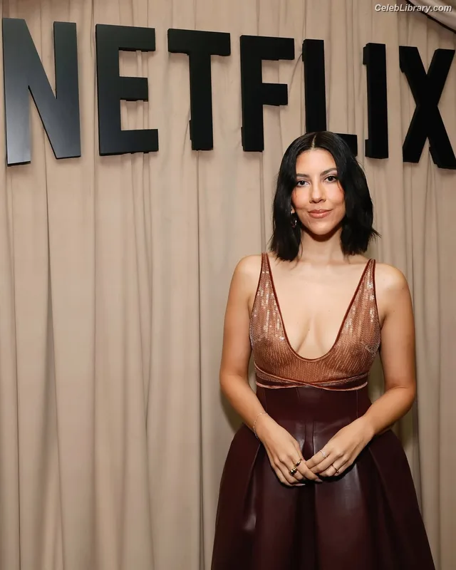 Stephanie Beatriz photo 21 of 309