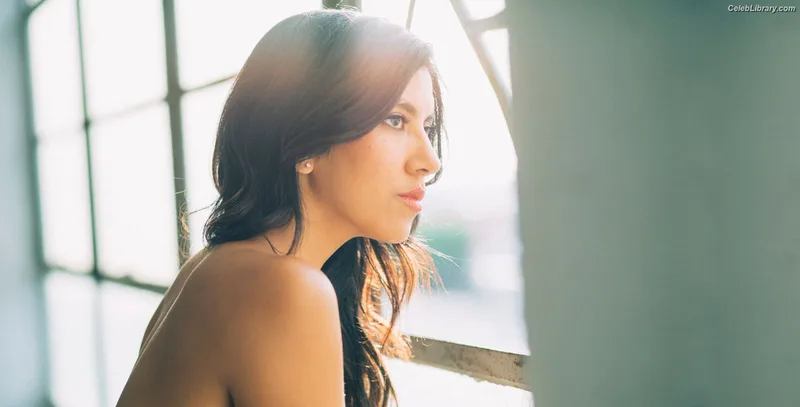 Stephanie Beatriz photo 2 of 309