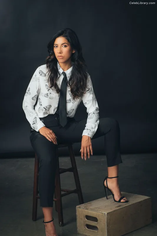 Stephanie Beatriz photo 4 of 309