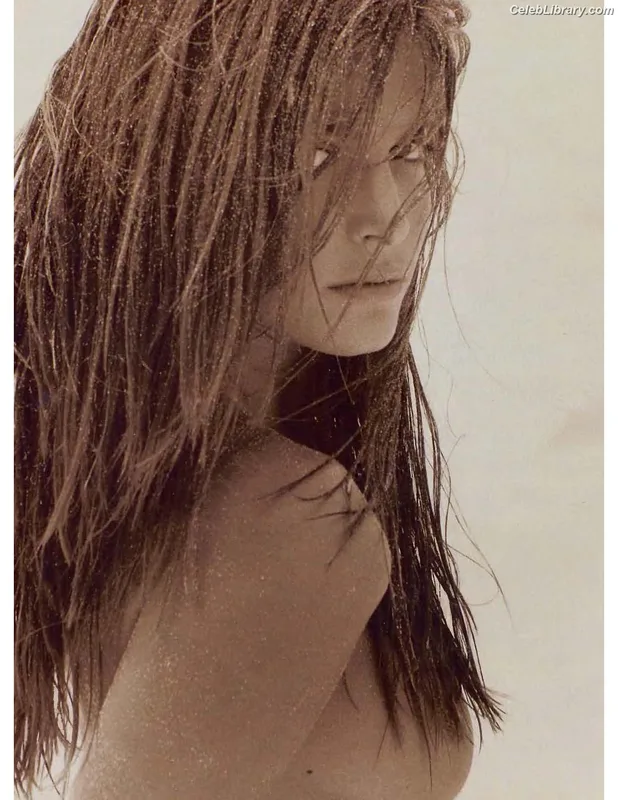 Stephanie Seymour photo 20 of 93