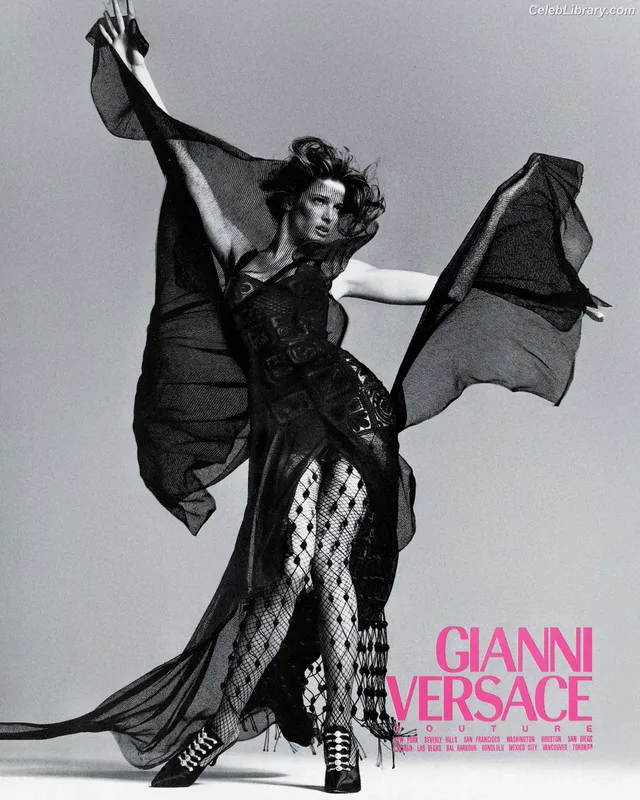 Stephanie Seymour photo 17 of 93