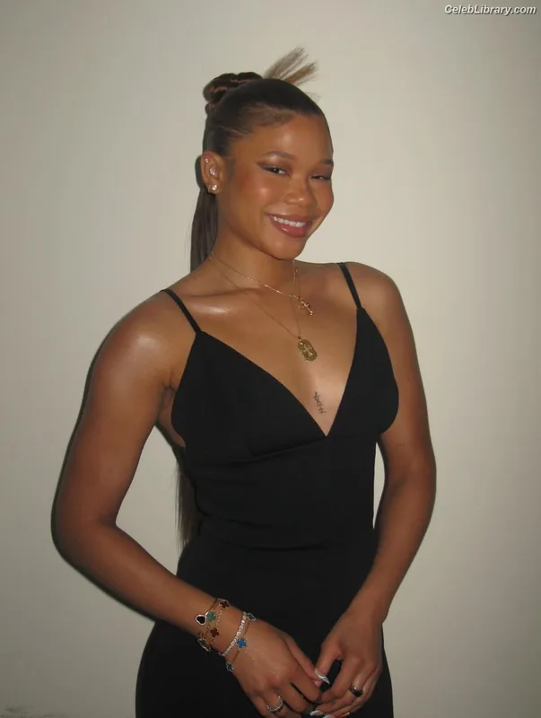 Storm Reid photo 19 of 884