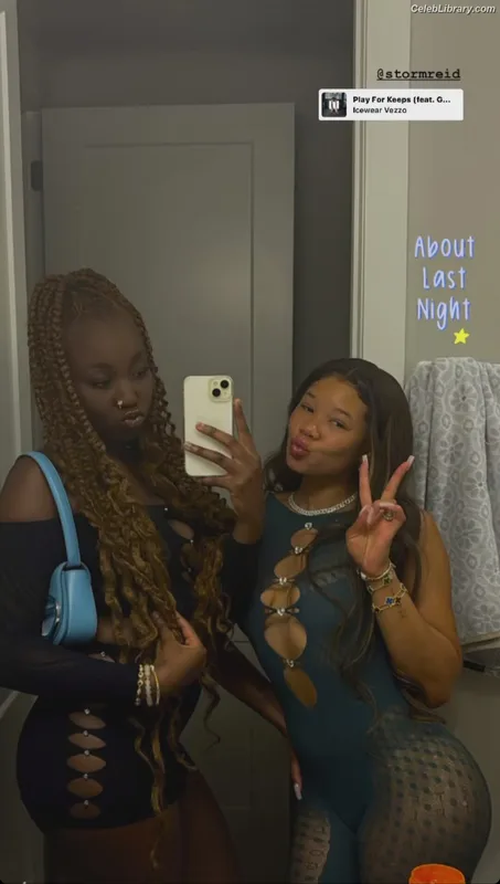 Storm Reid photo 8 of 884