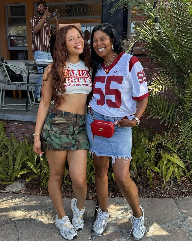 Storm Reid photo 8 of 884