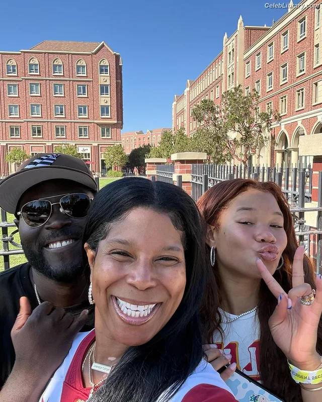 Storm Reid photo 10 of 884
