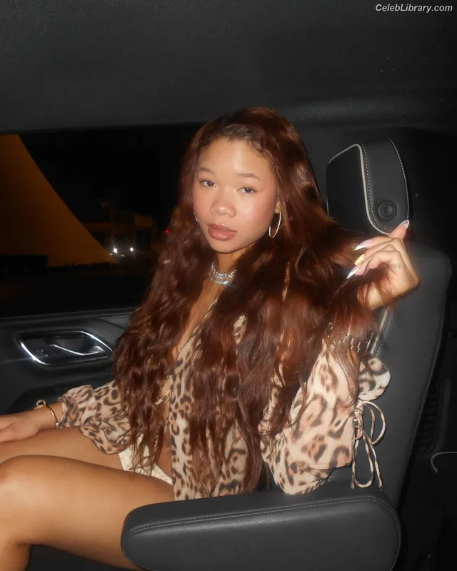 Storm Reid photo 3 of 884