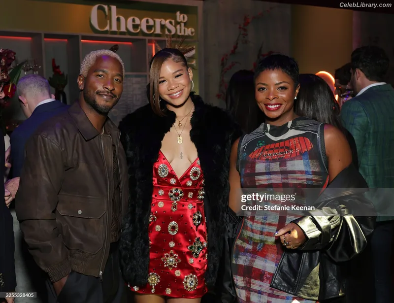 Storm Reid photo 7 of 884
