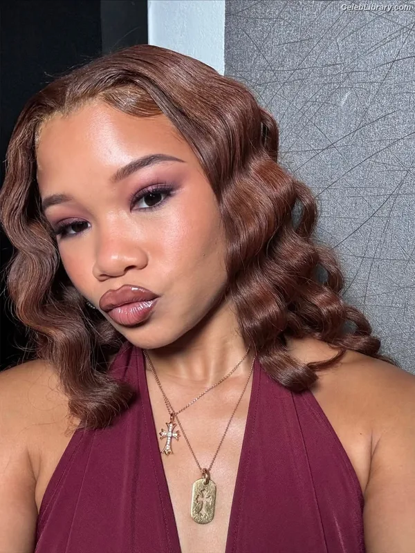 Storm Reid photo 4 of 884