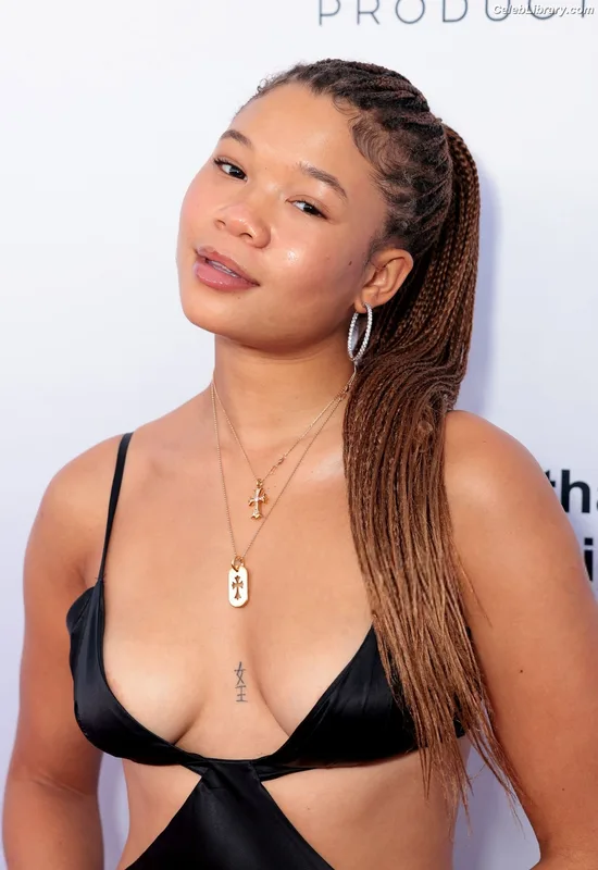 Storm Reid photo 15 of 884
