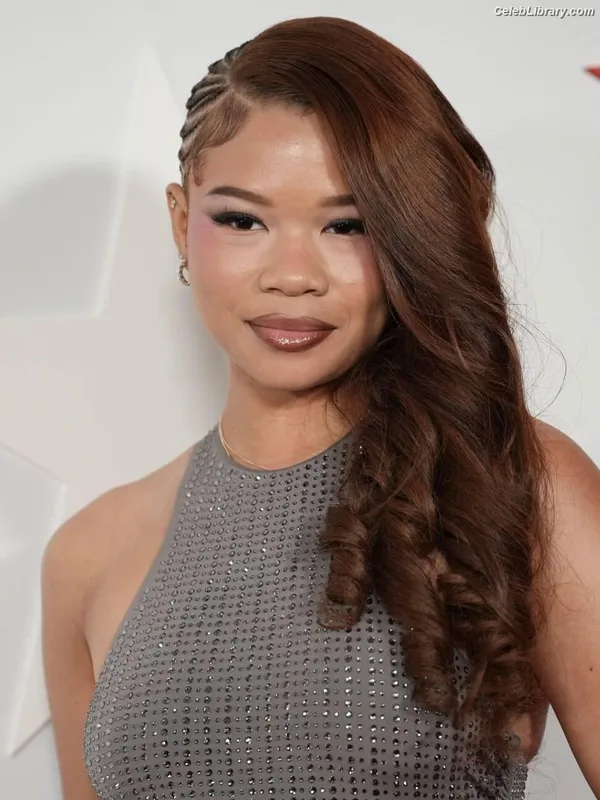 Storm Reid photo 20 of 884
