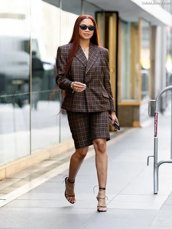 Storm Reid photo 13 of 884