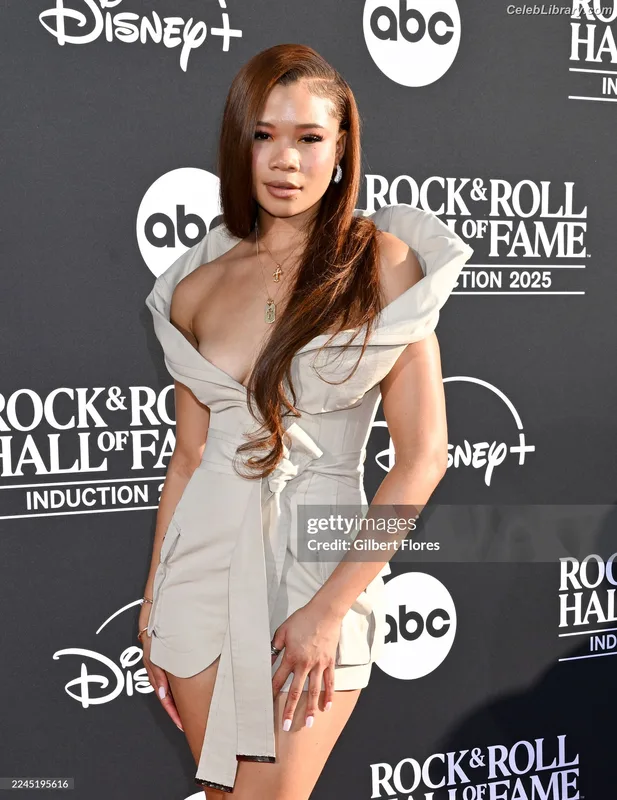 Storm Reid photo 22 of 884