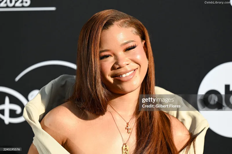 Storm Reid photo 11 of 884