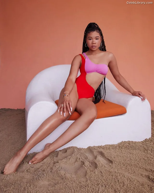 Storm Reid photo 13 of 884