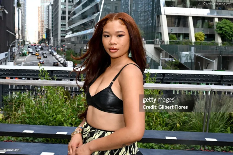 Storm Reid photo 10 of 884
