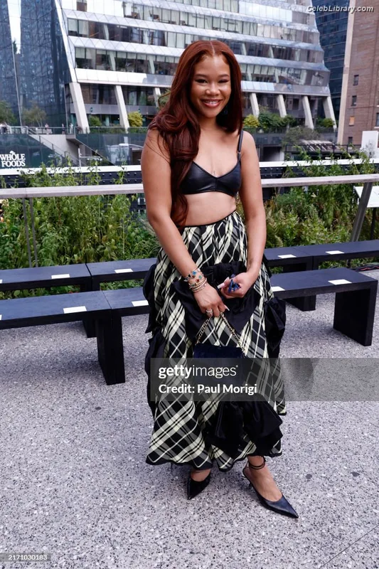 Storm Reid photo 16 of 884