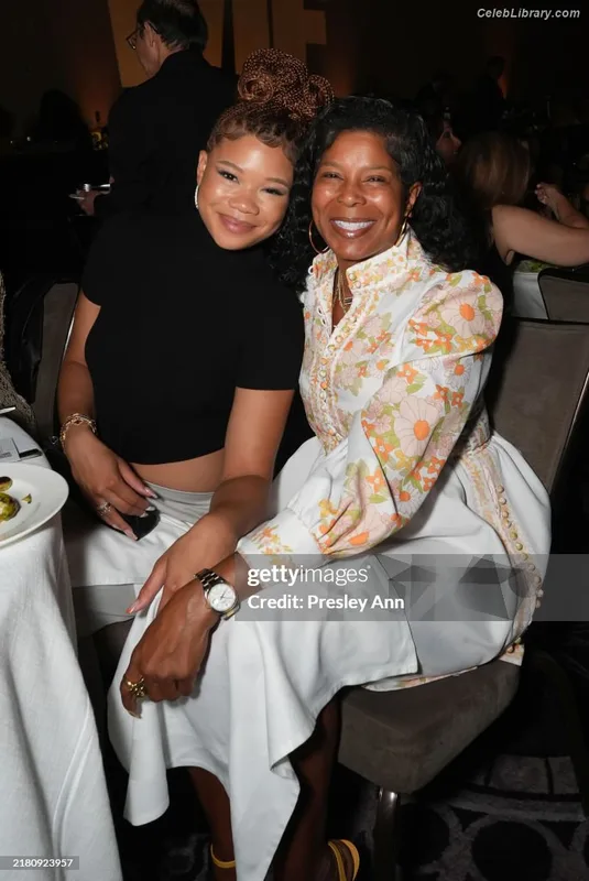 Storm Reid photo 4 of 884