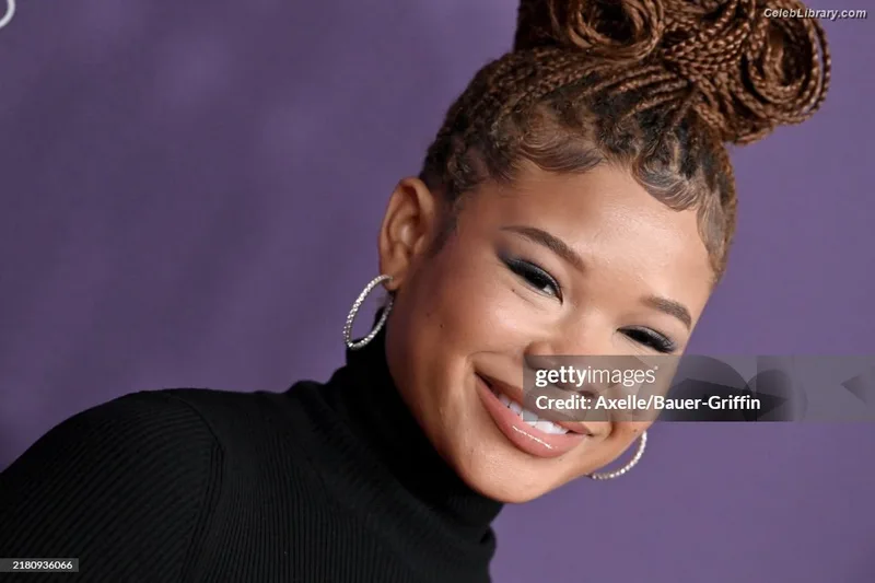 Storm Reid photo 8 of 884