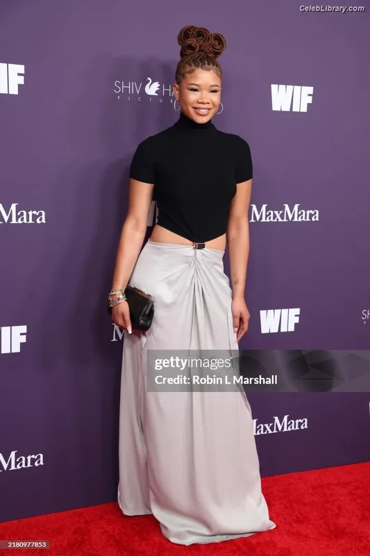 Storm Reid photo 10 of 884