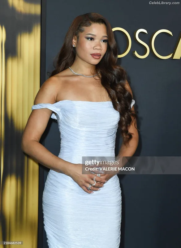 Storm Reid photo 15 of 884
