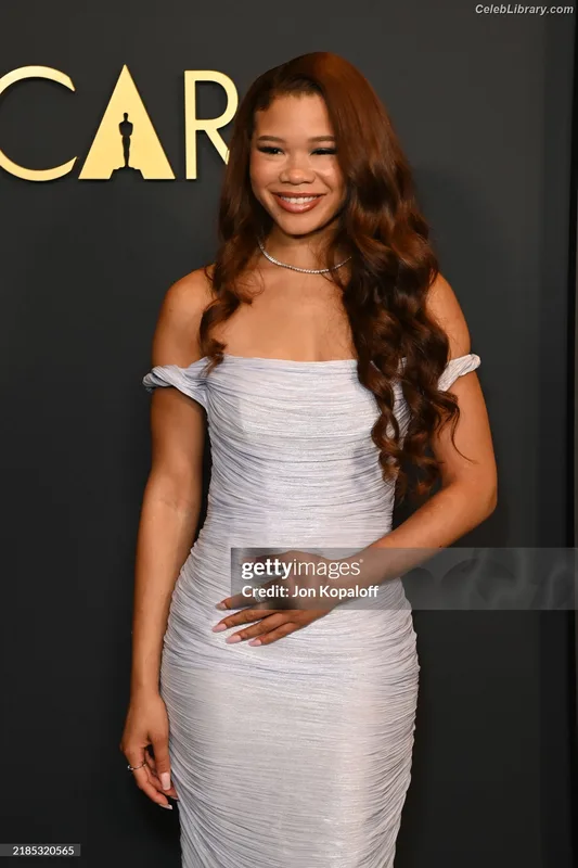 Storm Reid photo 2 of 884