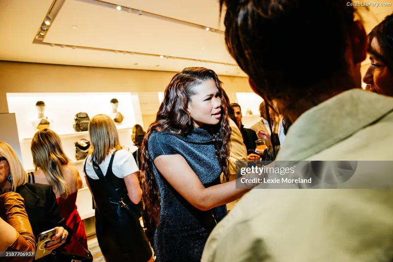 Storm Reid photo 8 of 884