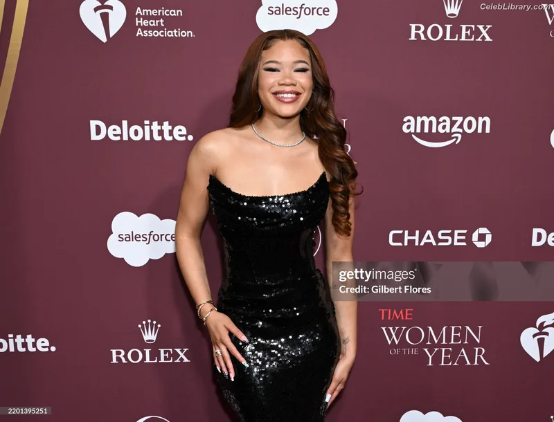 Storm Reid photo 9 of 884
