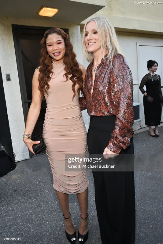 Storm Reid photo 21 of 884