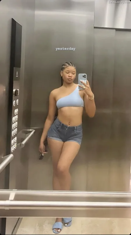 Storm Reid photo 15 of 884