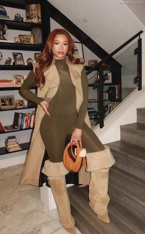 Storm Reid photo 13 of 884