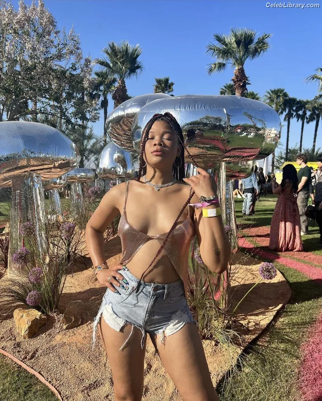 Storm Reid photo 11 of 884
