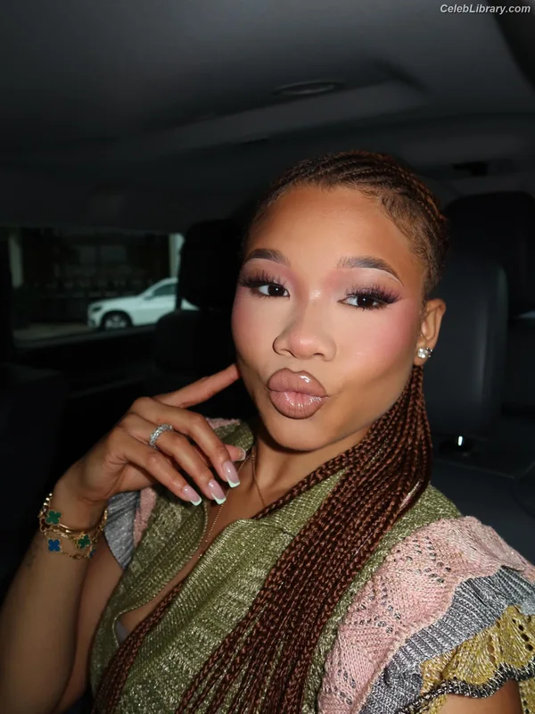Storm Reid photo 20 of 884