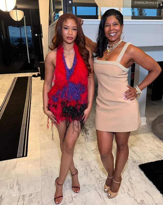 Storm Reid photo 15 of 884
